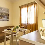 Apartament Tasoula &