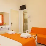Apartament Tasoula & *
