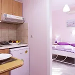 Apartament Tasoula &