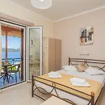 Apartament Tasoula & Nikiana
