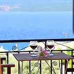 Apartament Tasoula & Nikiana